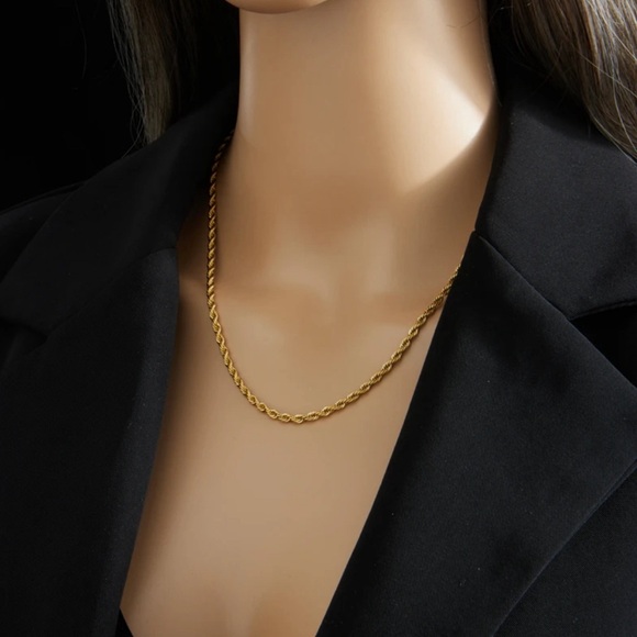 18k Gold Filled Rope Chain Necklace and Bracelet Set - Picture 3 of 6